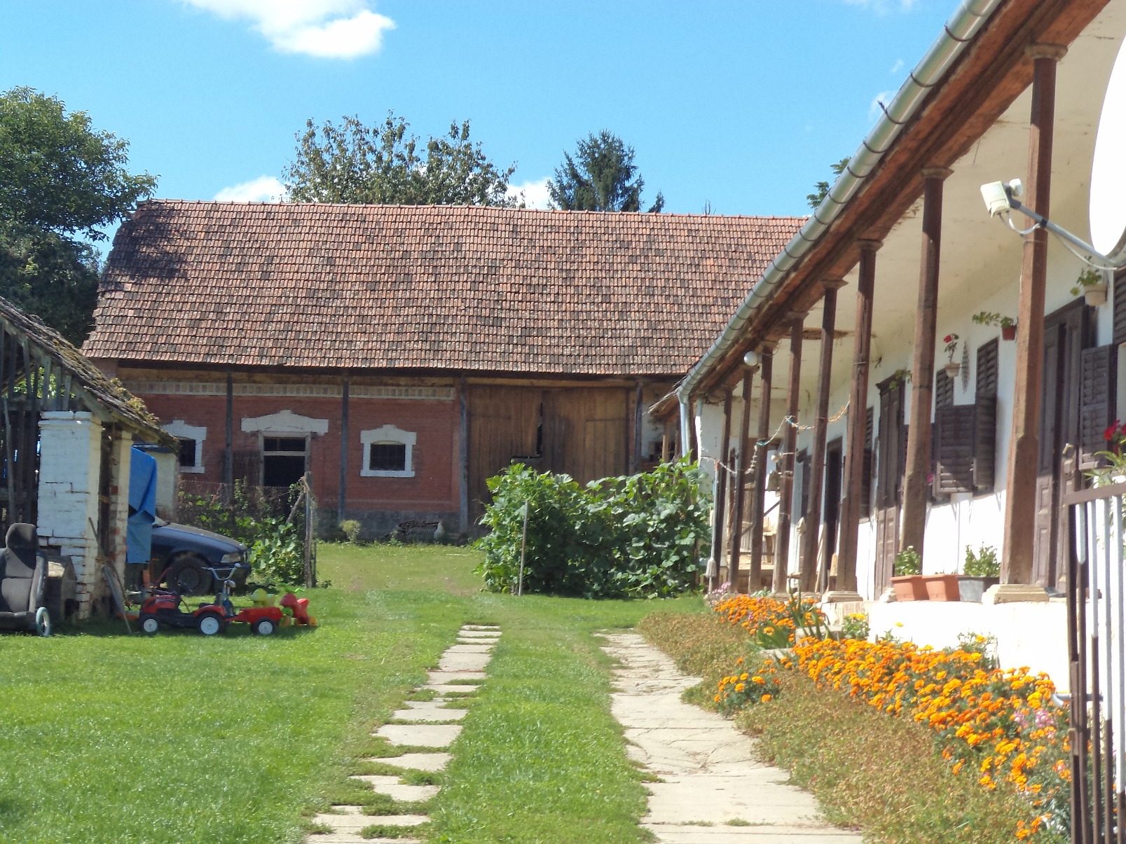 Szárász 20 fő Éledő falvak